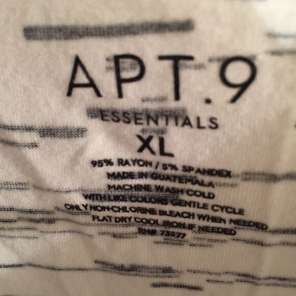 Apt 9 super Soft Comfy Dressy Dual purpose Tee! - Picture 3 of 3